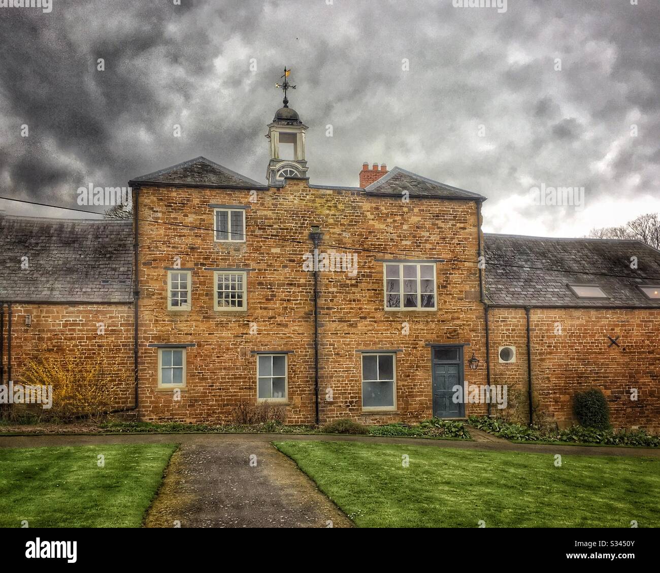 Delapre Abbey, una storica casa di campagna, Northampton, Regno Unito Foto Stock