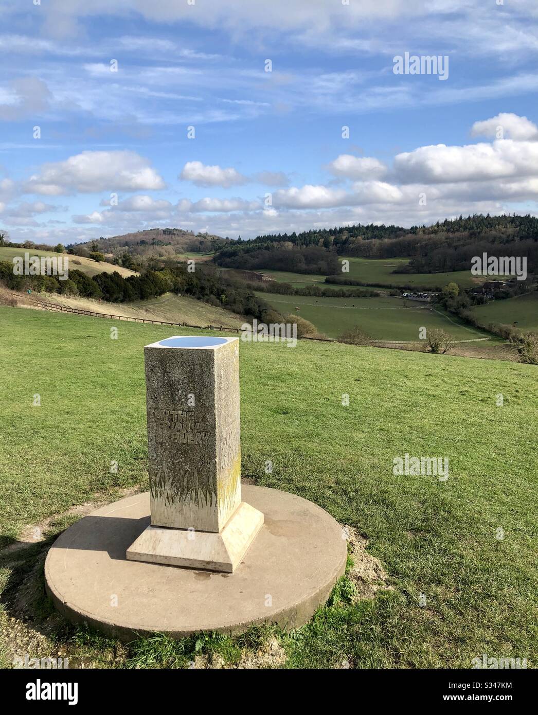 Trig Point Pewley giù Surrey Foto Stock