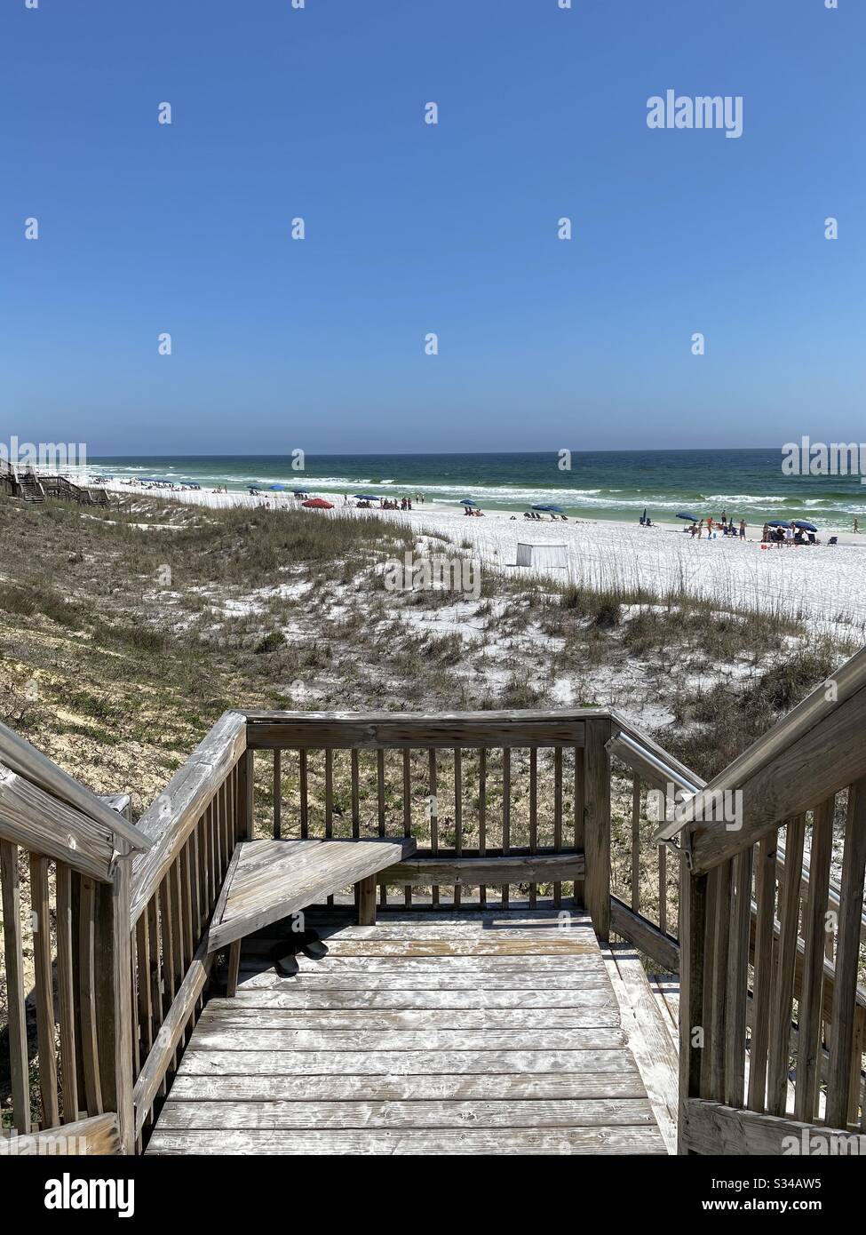 Vista superiore della pausa primaverile il 19,2020 marzo sulla spiaggia di Destin, Florida, prima della chiusura della spiaggia a causa del coronavirus Foto Stock