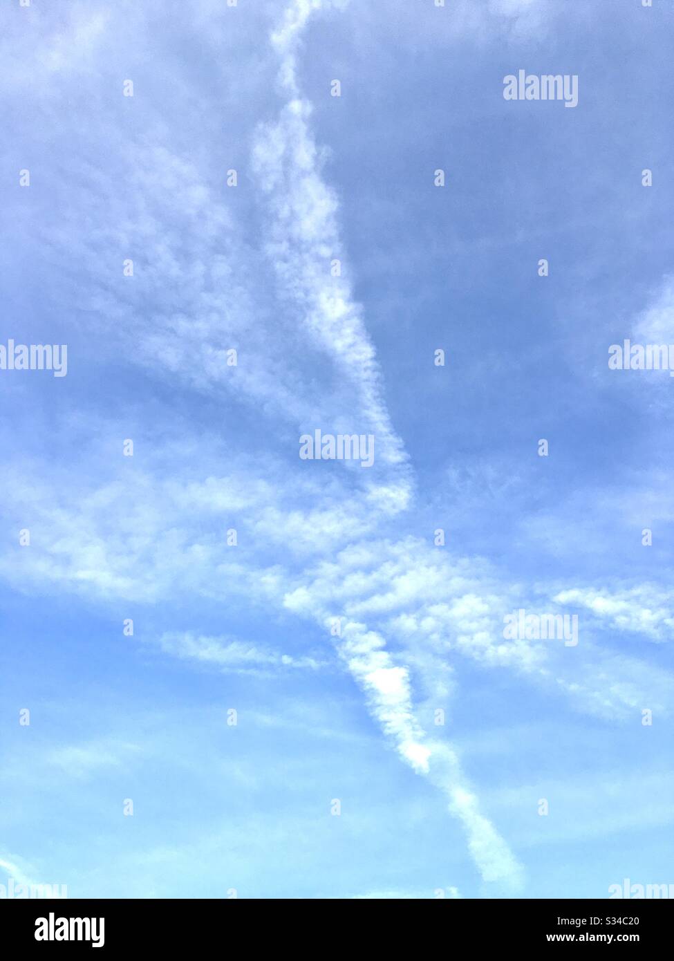 Nuvole nel cielo Foto Stock