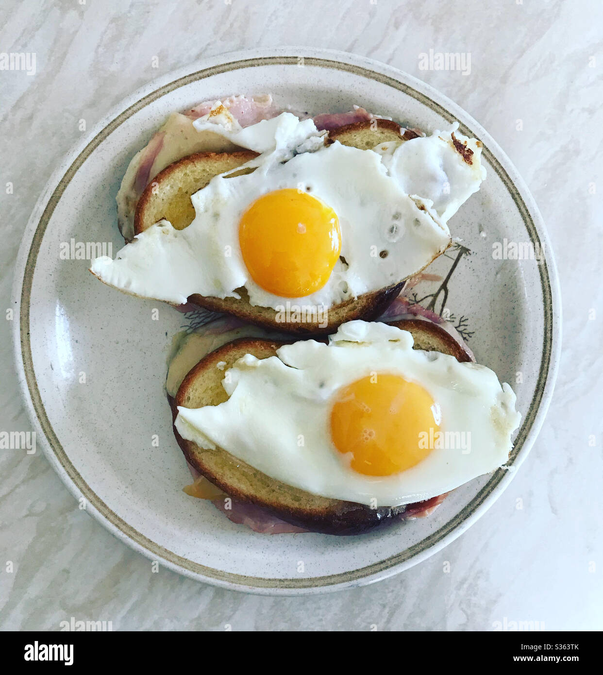 Madame croque. Foto Stock