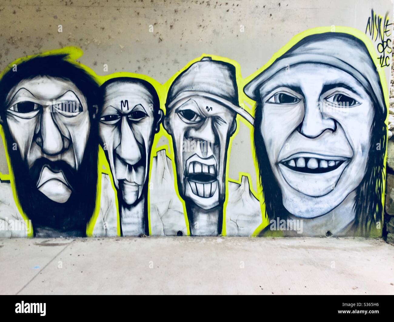 Quartetto - Immagine stock catturata con smartphone