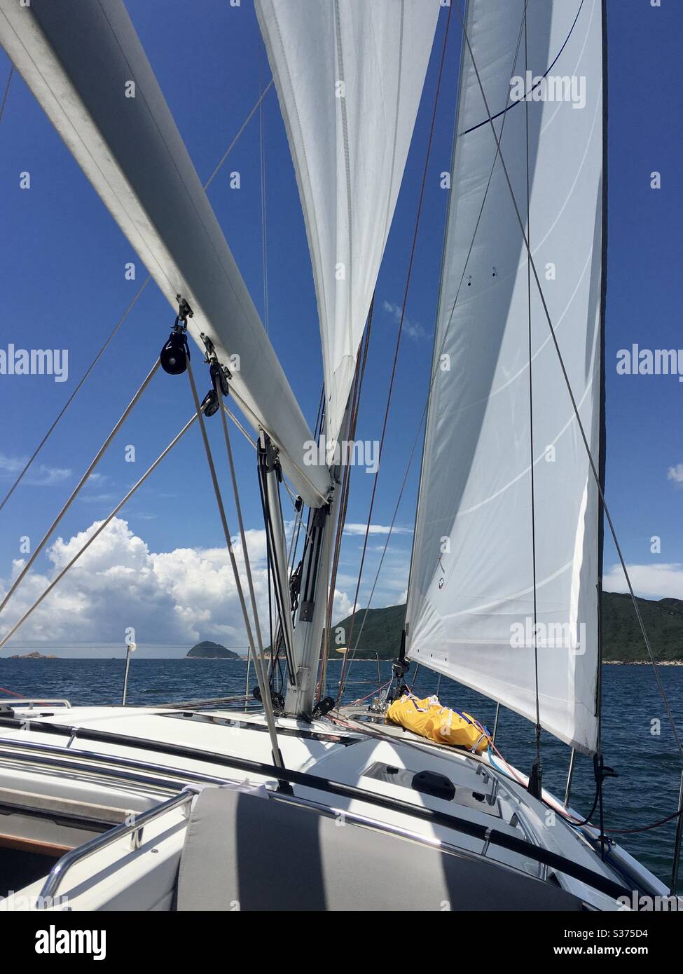 Vela a Port Shelter Hing Kong - Immagine stock catturata con smartphone