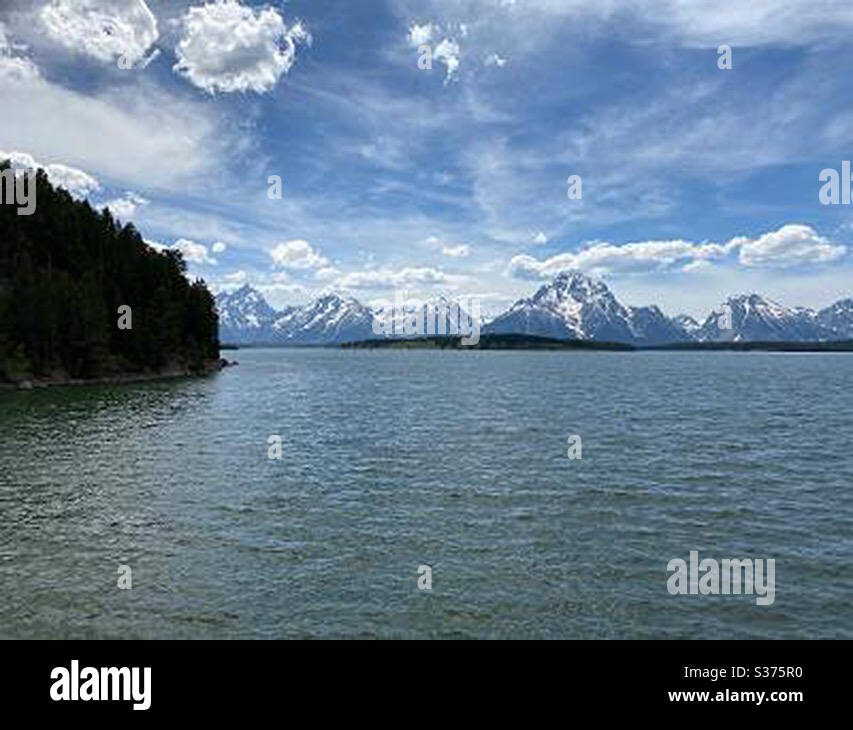 Jackson Lake Wyoming. Le montagne sullo sfondo o il grande Tetons Foto Stock