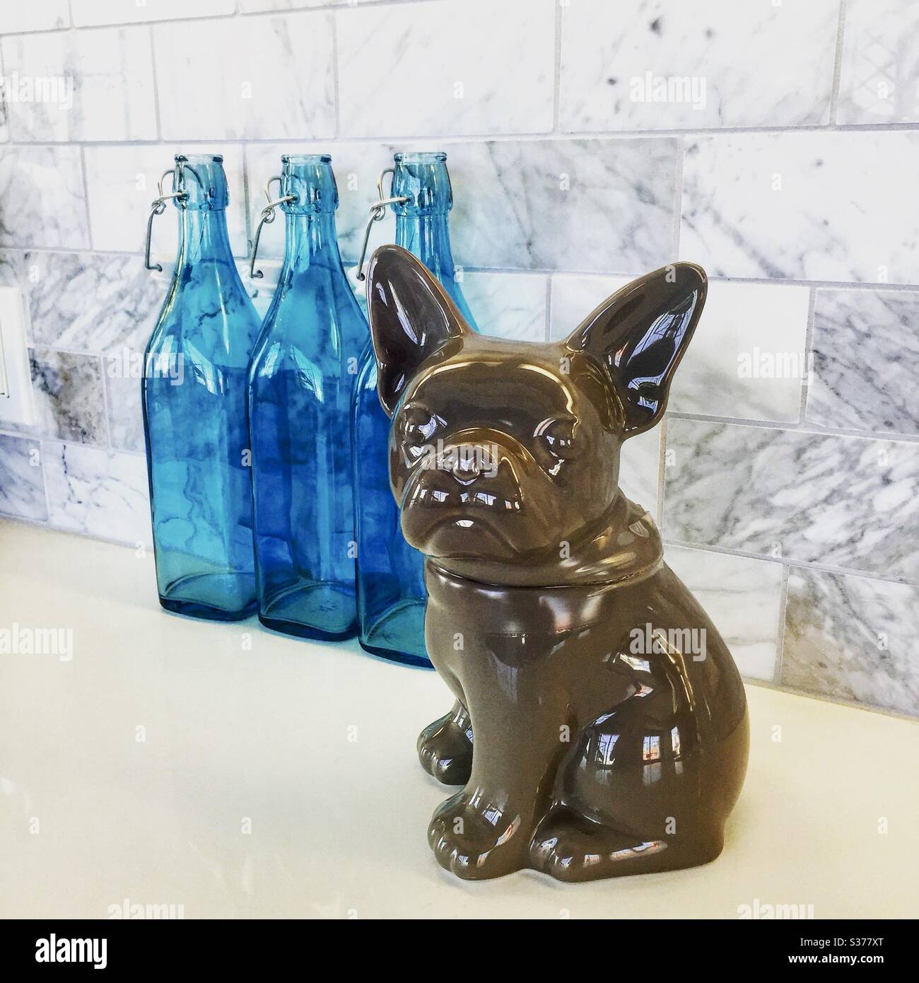 Bulldog statue immagini e fotografie stock ad alta risoluzione - Alamy