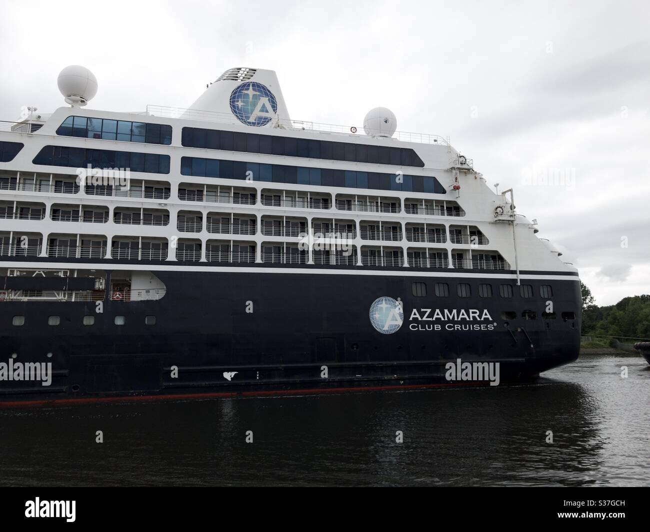 Viaggio ad Azamara navigando lungo il fiume Clyde. Foto Stock