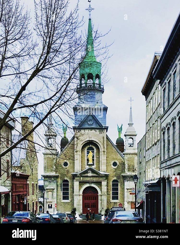 Cappella di Notre-Dame-De-Bon-Secours. Montreal. Ingresso anteriore. Vista dalla strada. Foto Stock