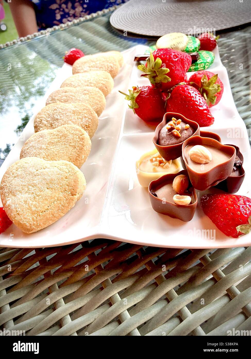 Piatto di dolci yummy - Immagine stock catturata con smartphone