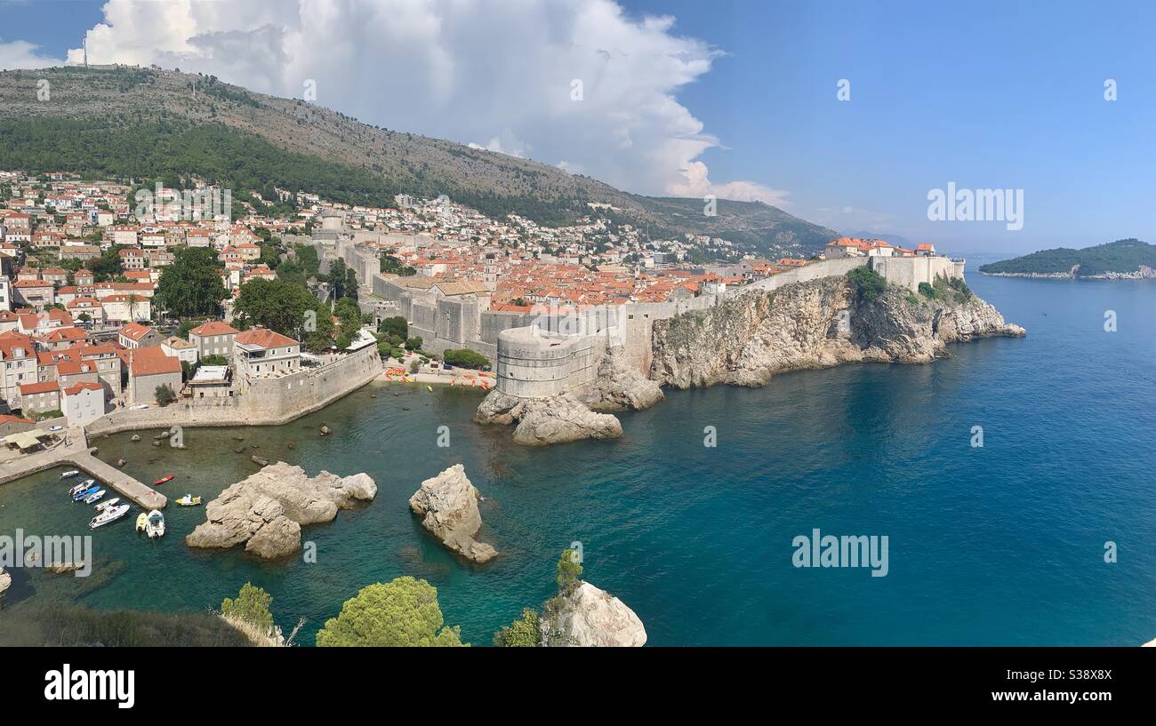 Vista sulla costa di Dubrovnik - Immagine stock catturata con smartphone