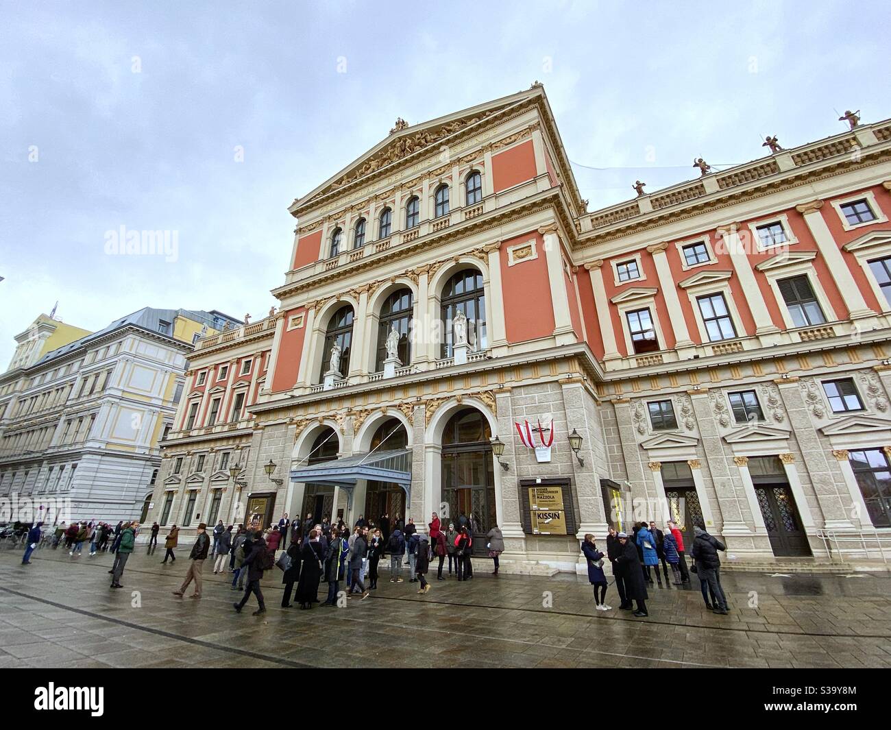 Musikverein Concert Hall a Vienna, Austria - Immagine stock catturata con smartphone