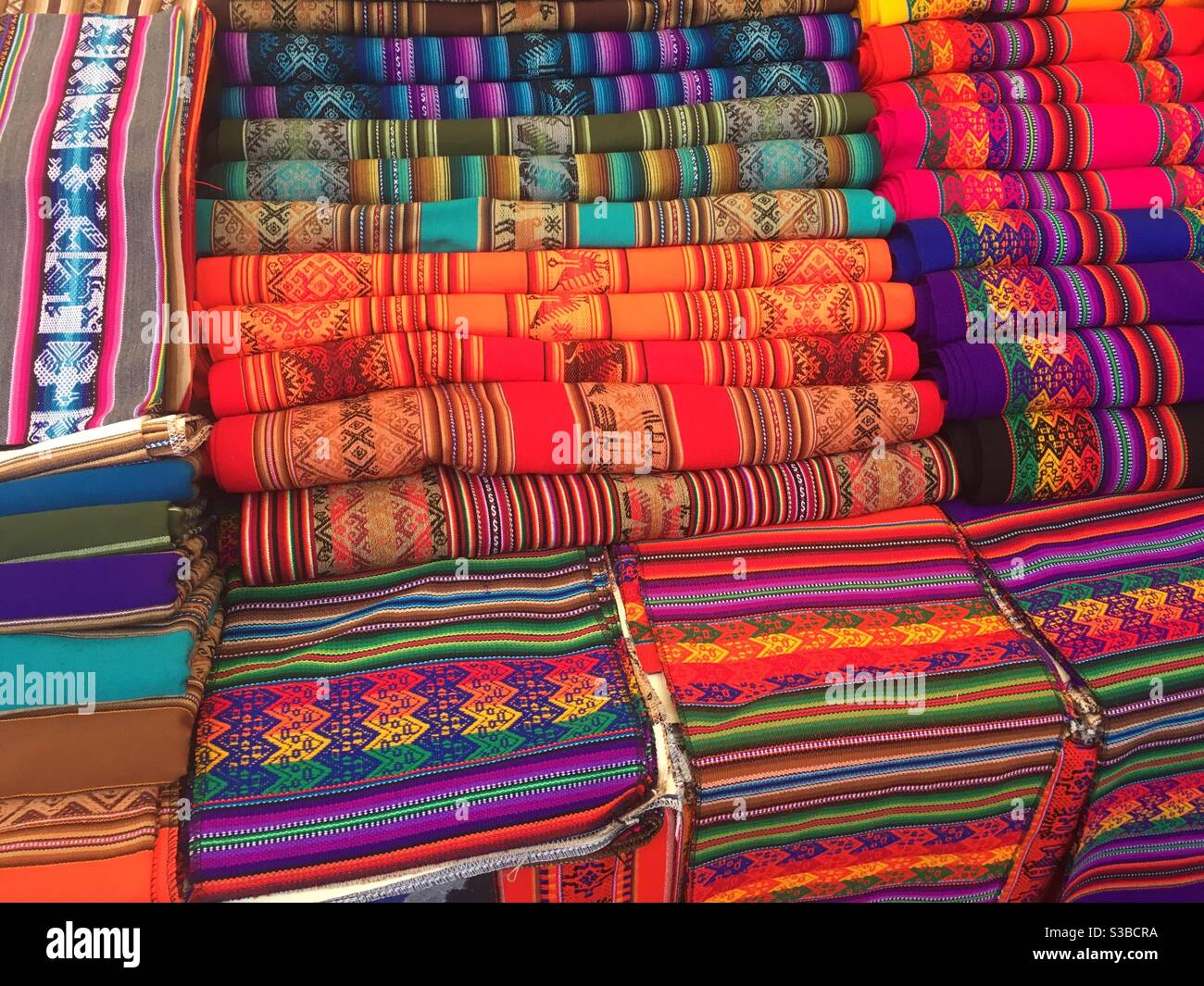 Tessuti peruviani colorati. Foto Stock