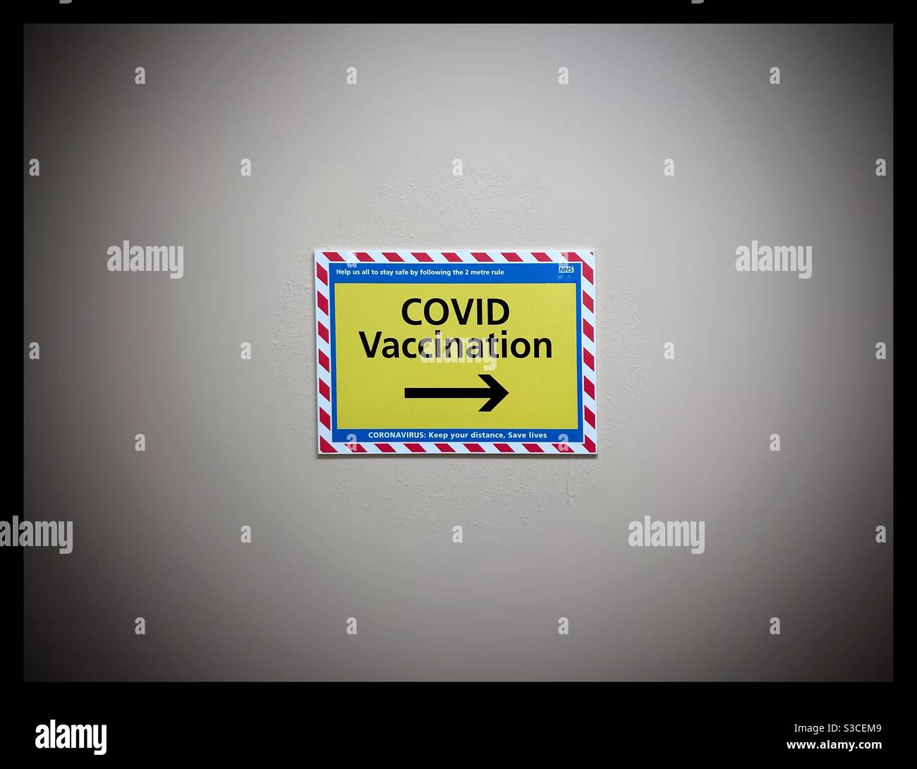 Segno di vaccinazione Covid Foto Stock