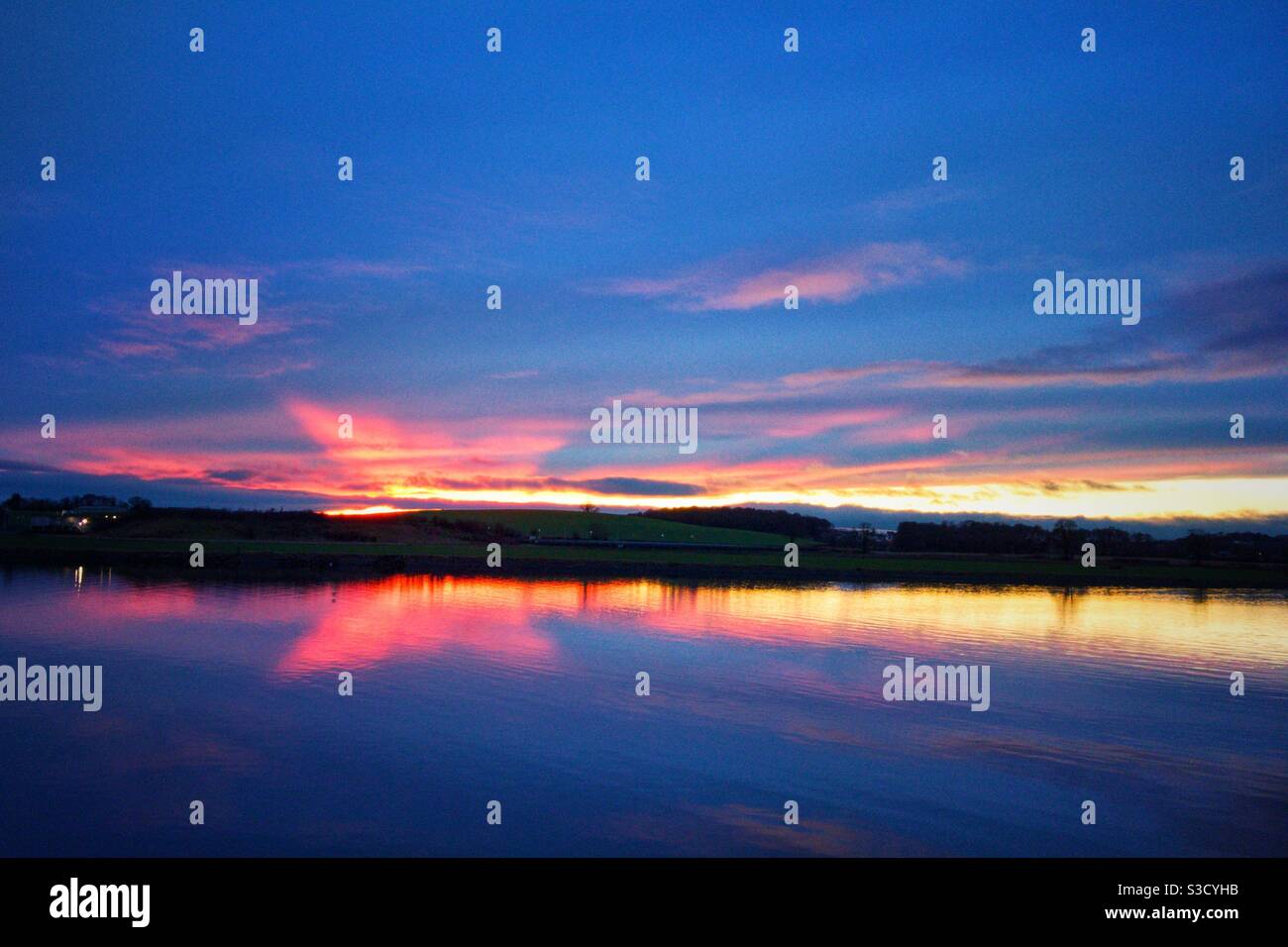 Tramonto sul fiume Clyde. Foto Stock