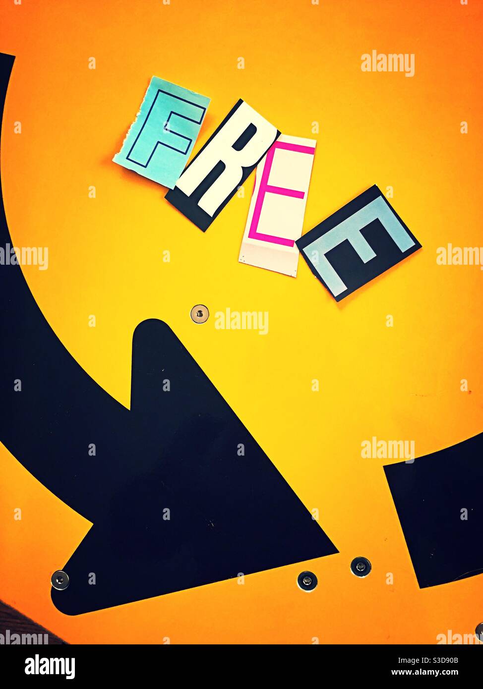 Libero scritto fuori con le lettere tagliate nella tipografia di stile del ransom, Stati Uniti Foto Stock