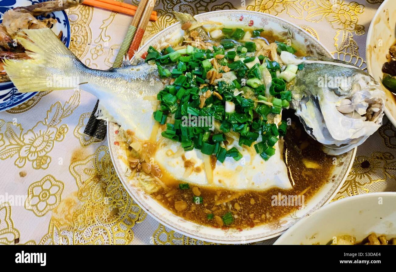Pesce cinese al vapore. Foto Stock