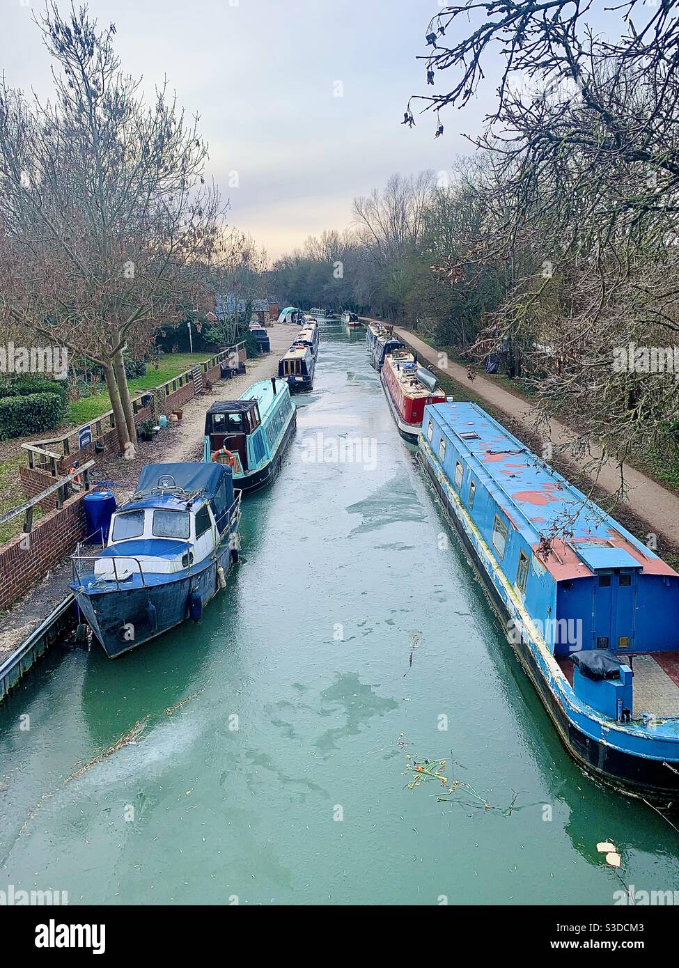 Fiume Frozen Tamigi - Immagine stock catturata con smartphone