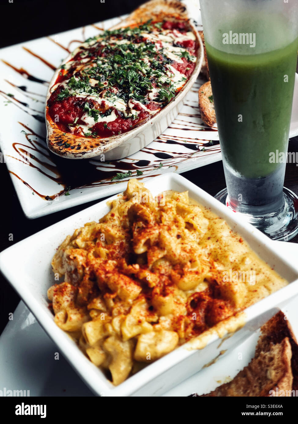 Cena vegana nel ristorante Foto Stock