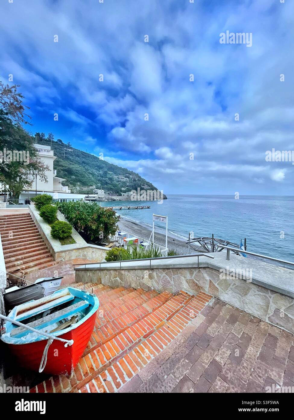 Bella vista di Nerano, Costiera Amalfitana, Italia Foto Stock