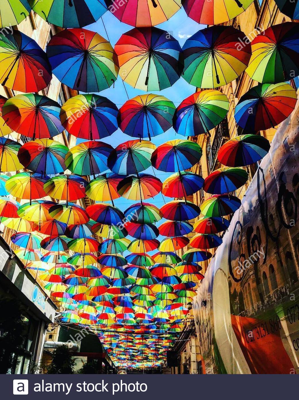 Cerca l'arcobaleno Foto Stock