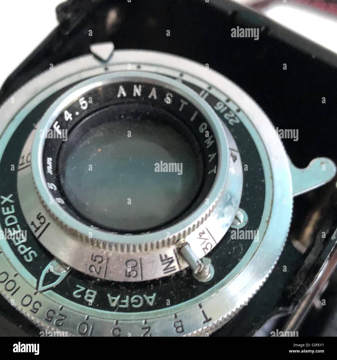 Primo piano dell'obiettivo della fotocamera d'epoca Foto Stock