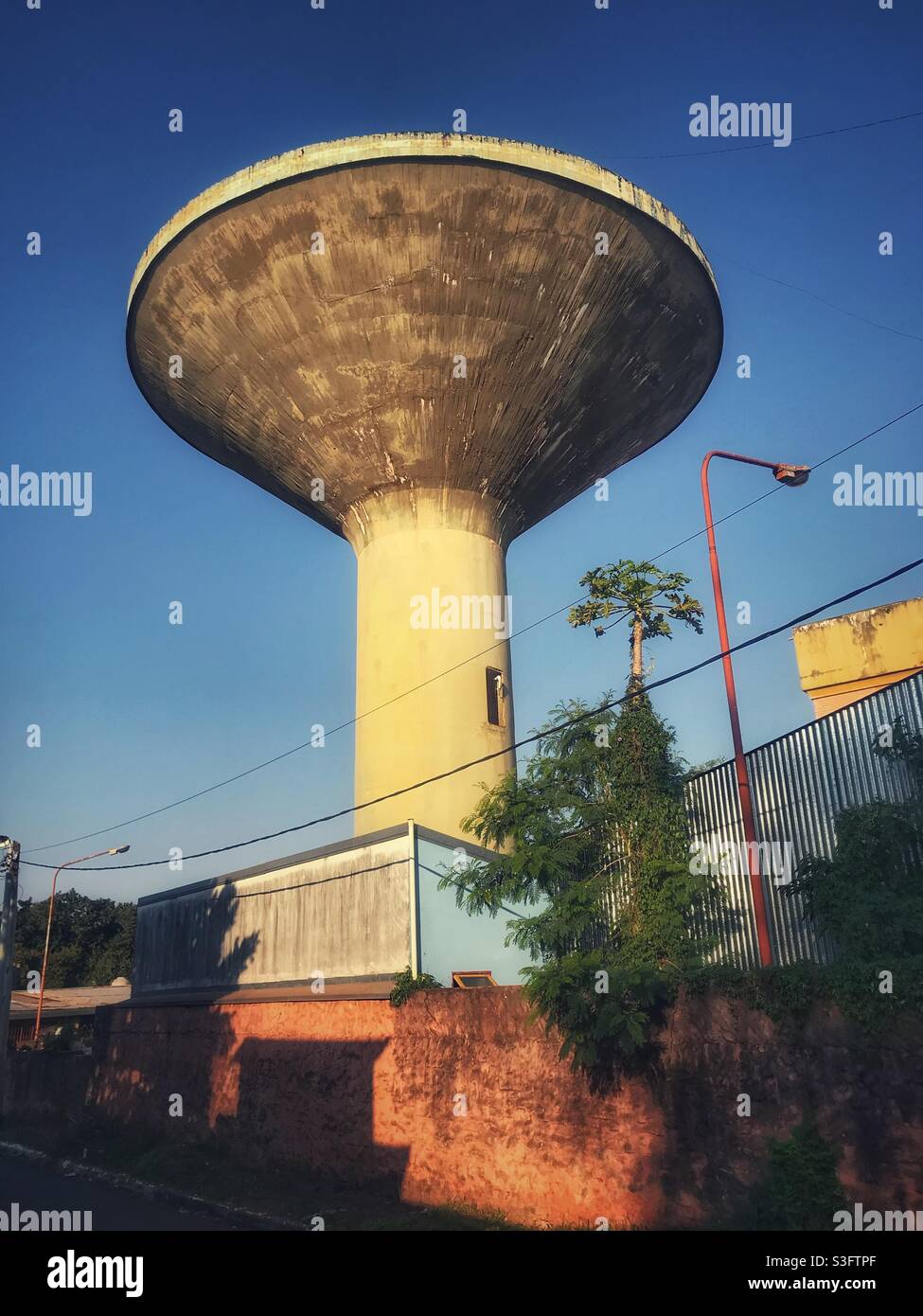 Torre dell'acqua a Puerto Iguazu, Argentina Foto Stock