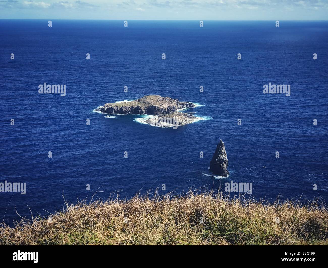 Vista panoramica di Motu Nui da Orongo, Isola di Pasqua, Cile Foto Stock