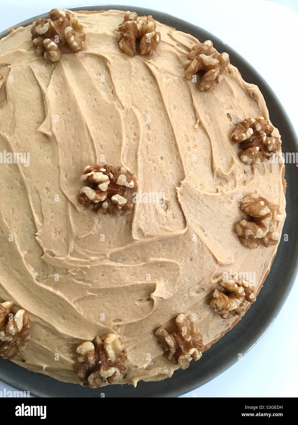 Caffè e torta alle noci - Immagine stock catturata con smartphone