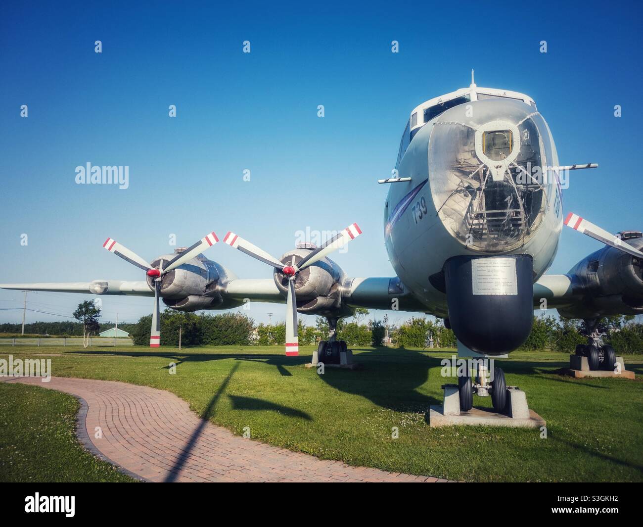 In mostra a Summerside, Isola del Principe Edoardo, Canada, gli aerei Argo in pensione canadesi. - Immagine stock catturata con smartphone