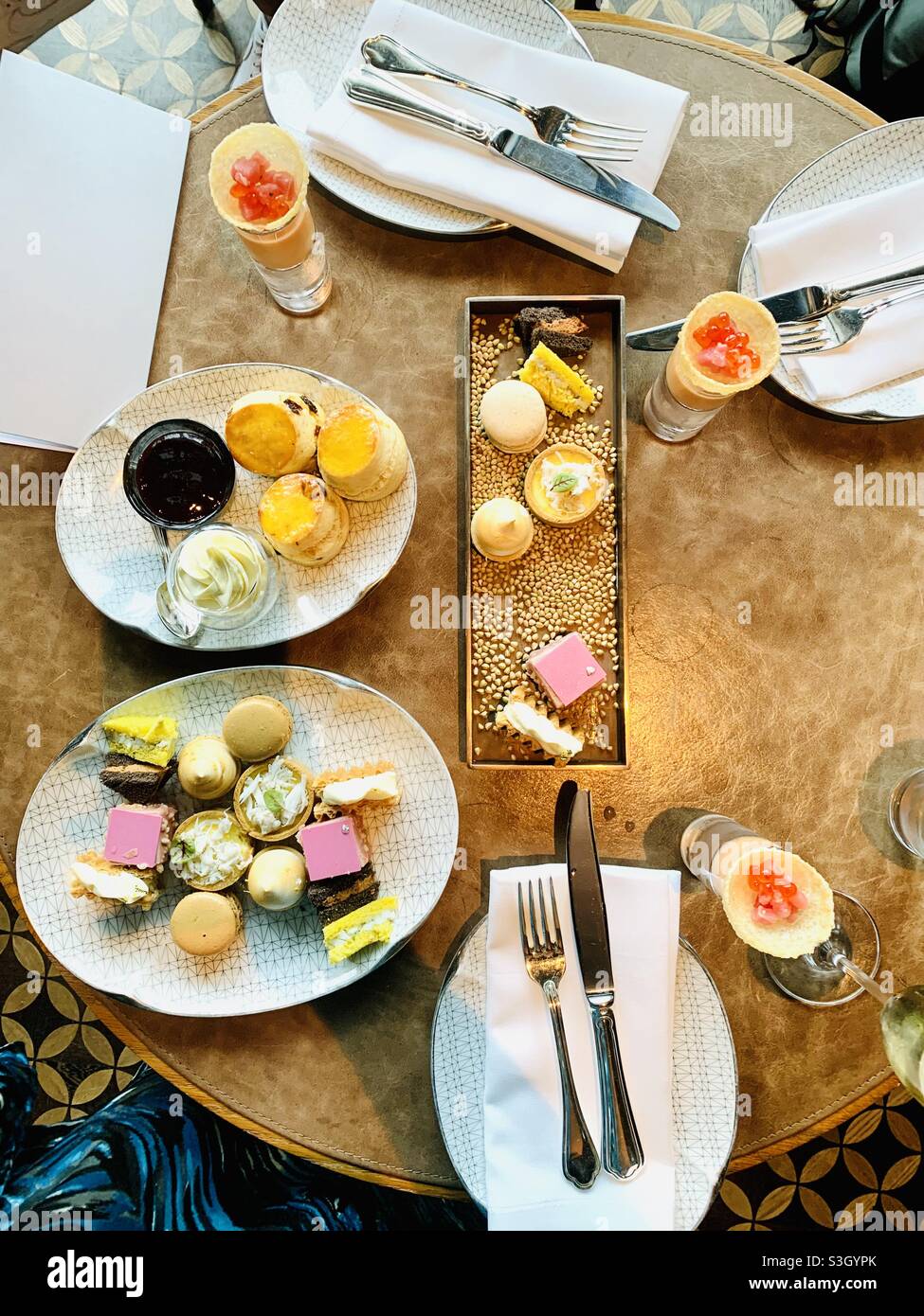 High Tea all'hotel Rosewood in Hong Kong. Foto Stock