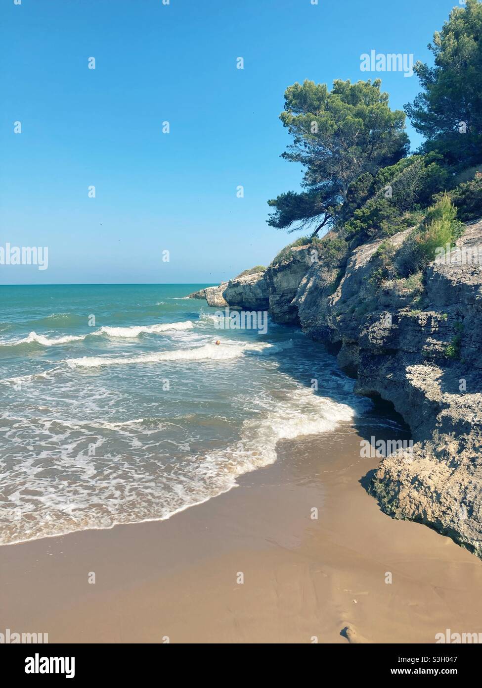 Baia del Mare Adriatico, Gargano, Puglia, Italia Foto Stock