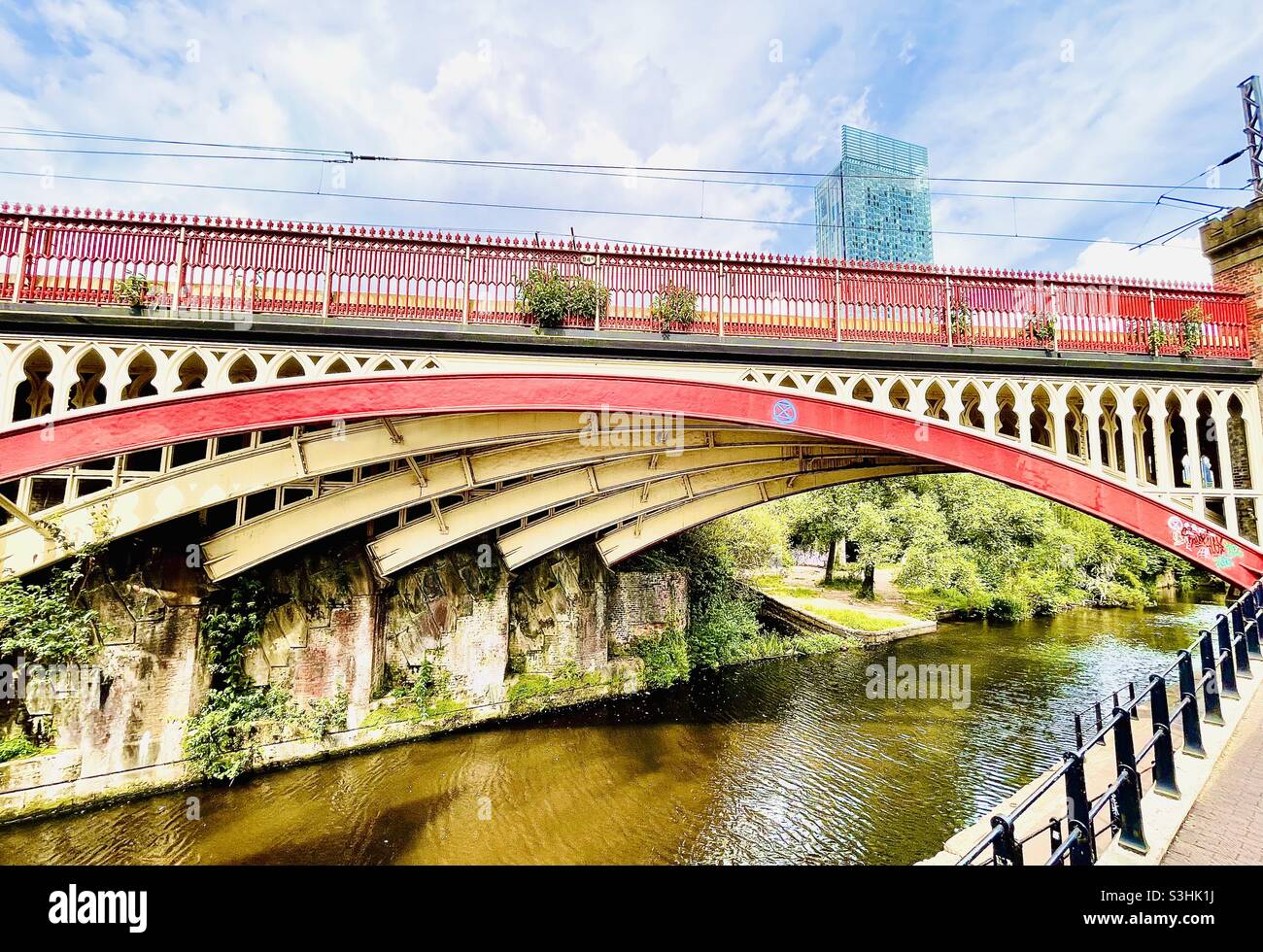 Ponte ferroviario di Manchester Foto Stock