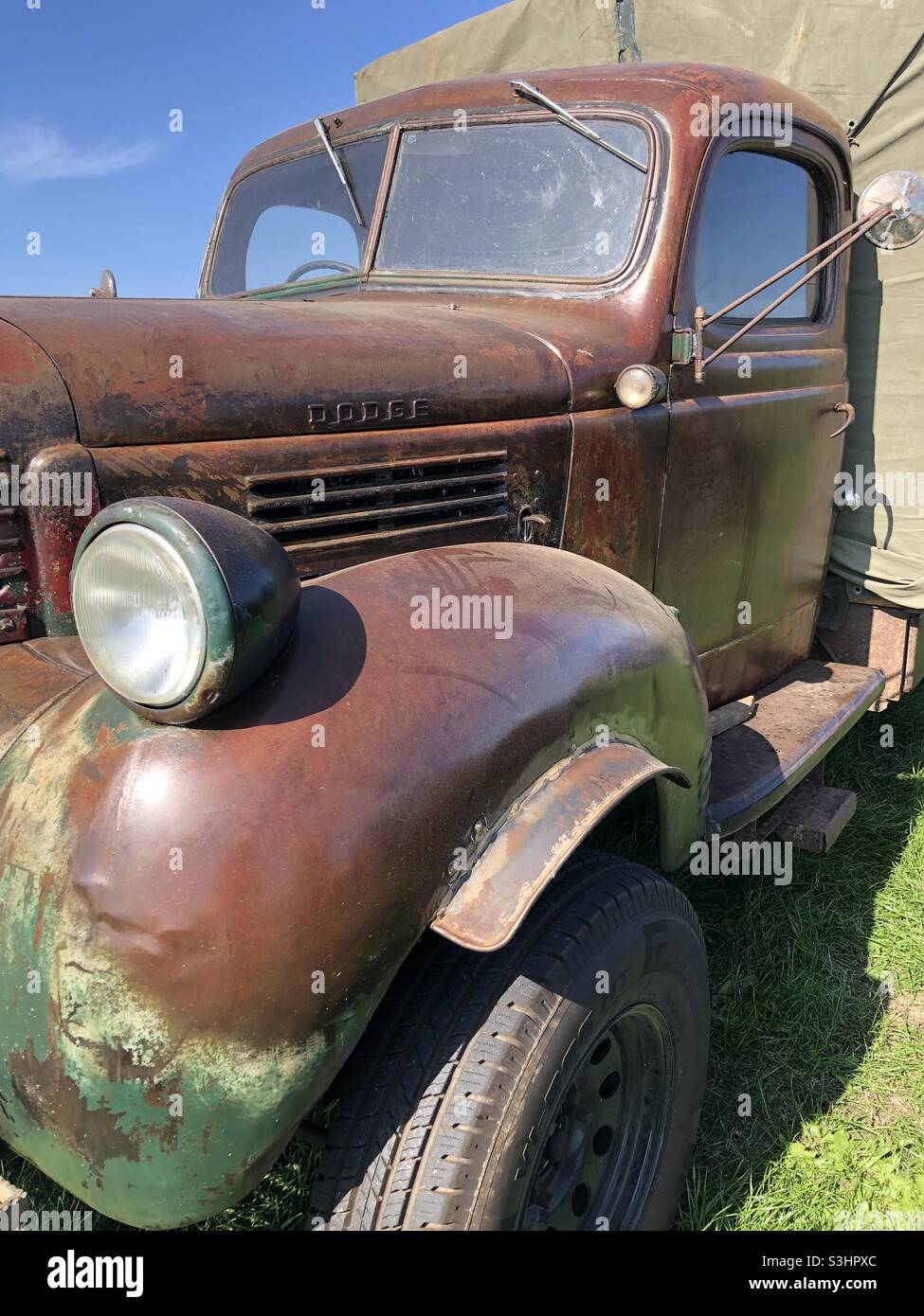 Vecchio stile Dodge Truck in occasione di un evento WW2 Foto Stock