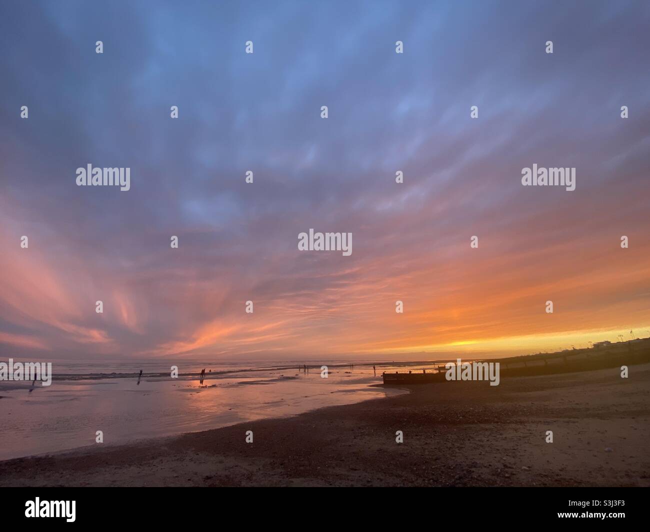 Tramonto a Worthing Beach Foto Stock