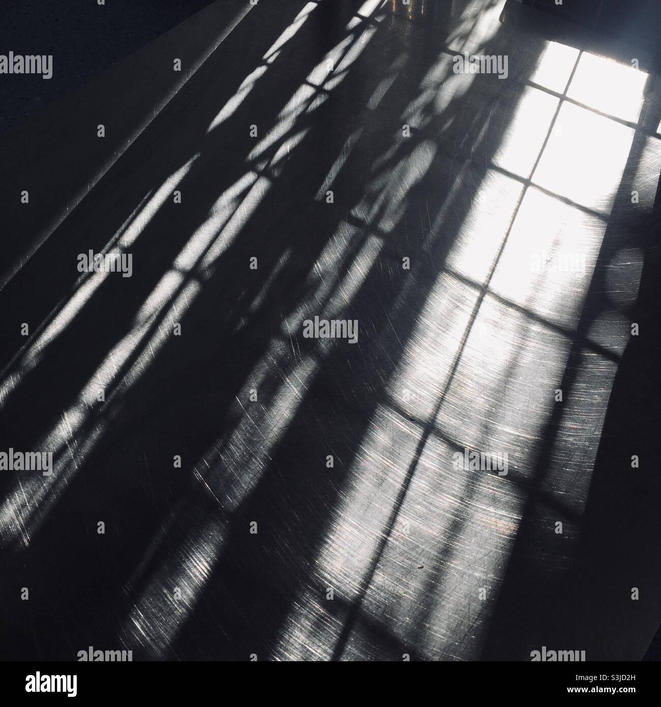 Riflessi di luce in cromo astratto Foto Stock