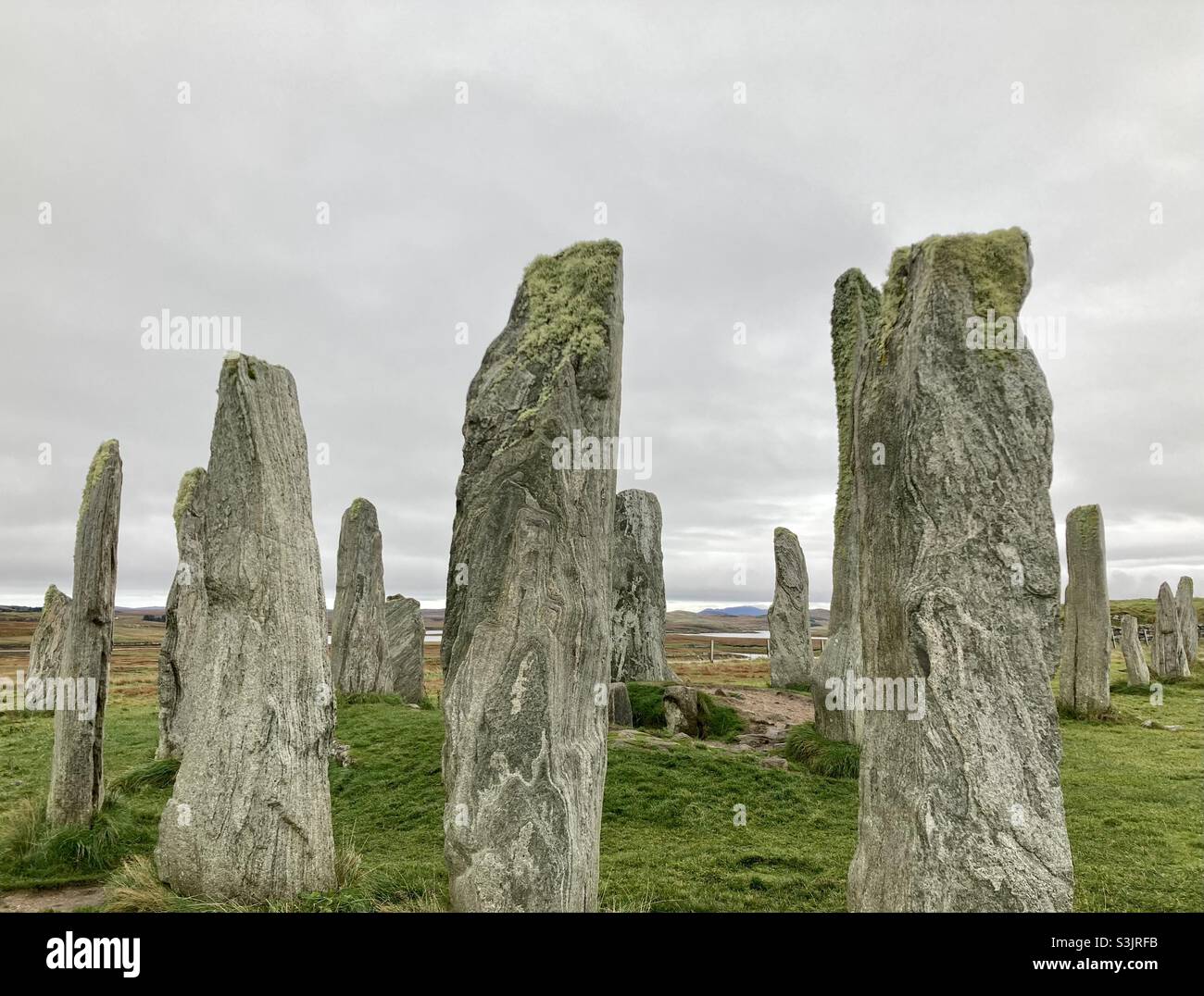 I Calanais (o Callanish) Stones in piedi, sull'isola di Lewis. Si stima che i megaliti abbiano 5000 anni. Foto Stock