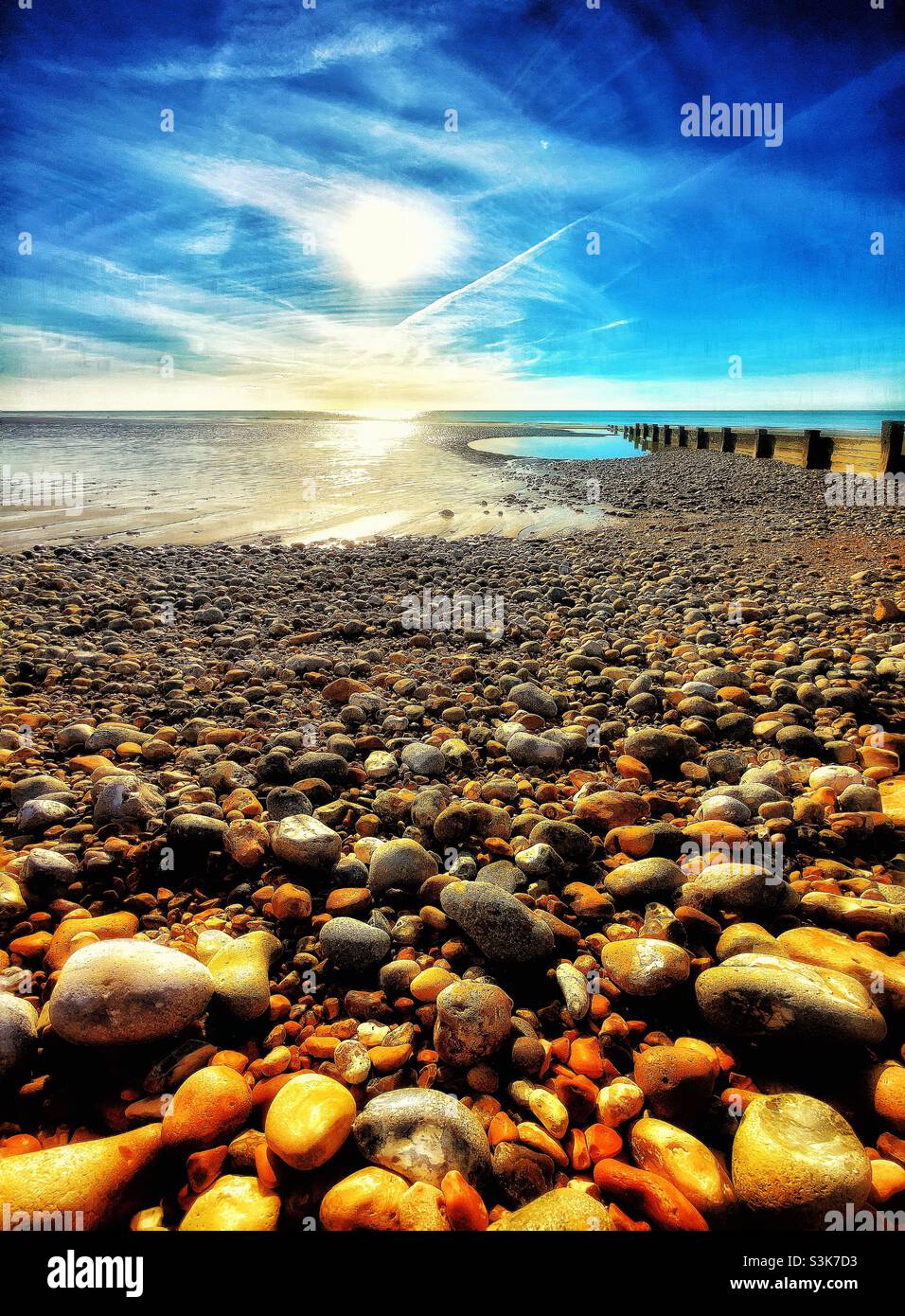 Ciottoli sulla spiaggia di Bexhill in Sussex. Foto Stock