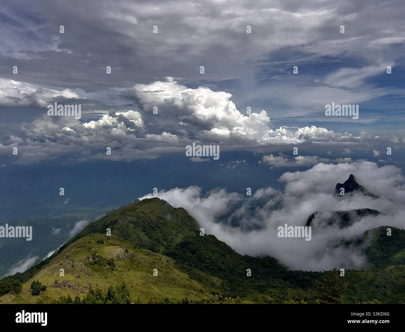 La bella vista dal Kodanad punto di Tamil Nadu in India. Foto Stock