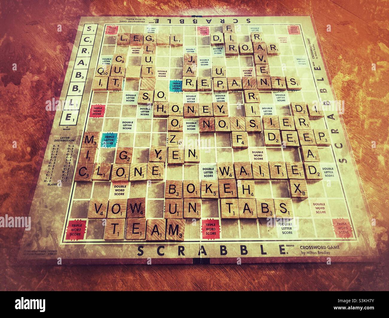 Scrabble gioco in grunge. Foto Stock
