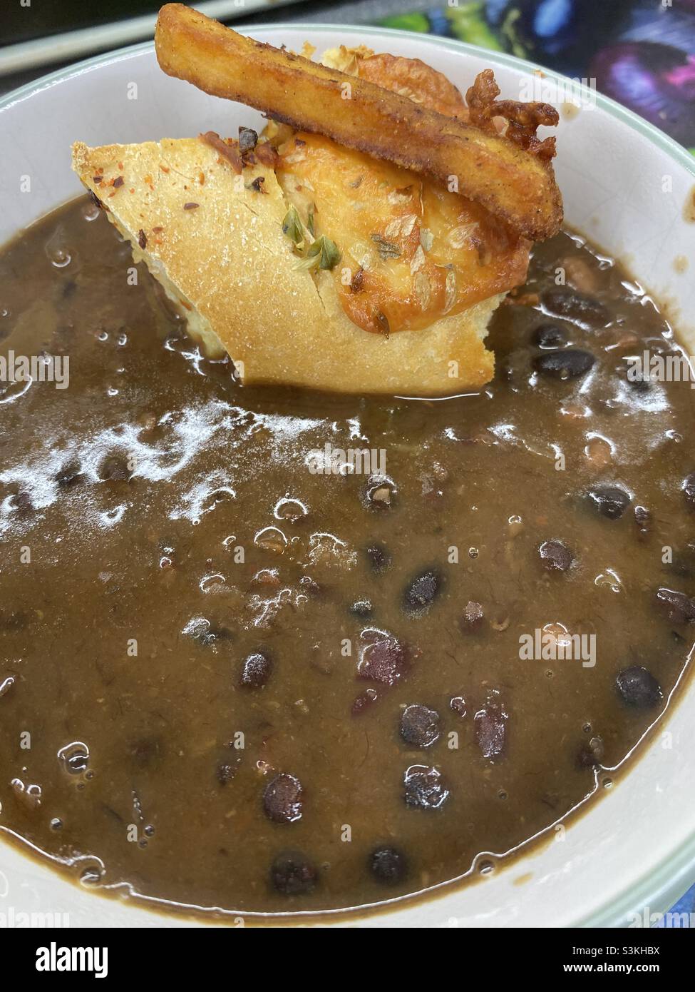 Pea nera del Lancashire e zuppa di 5 fagioli Foto Stock