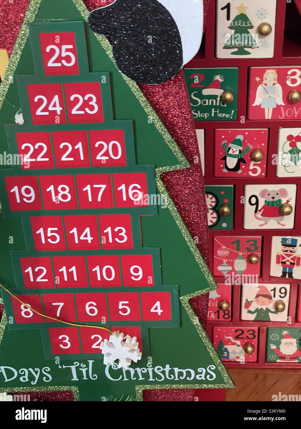 I calendari dell'avvento di Natale fanno parte delle decorazioni stagionali di una casa nello Utah, USA. Foto Stock