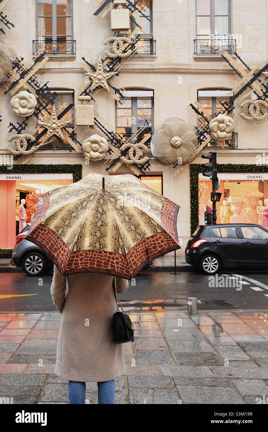 Ragazza con ombrello Foto Stock