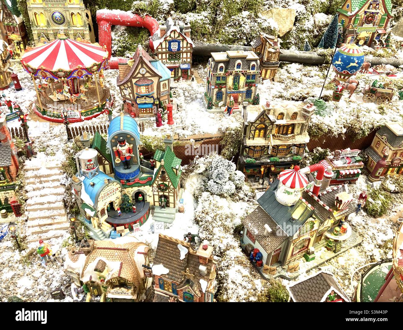 Natale inverno villaggio scena Foto Stock