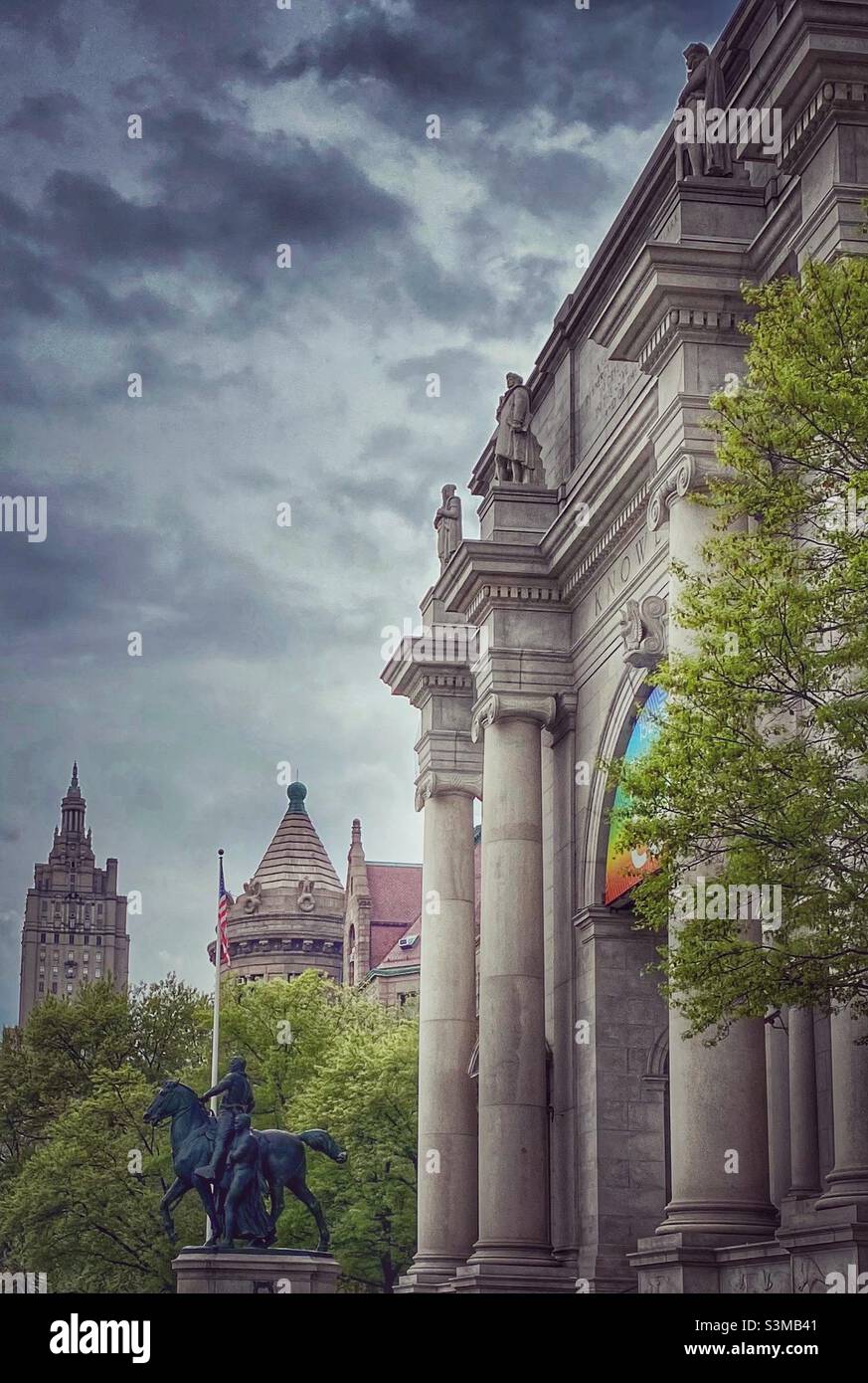 Sculture di uomini e cavalli all'American Museum of Natural History. Foto Stock