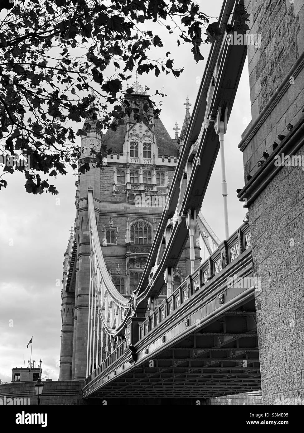 Tower Bridge London City in bianco e nero - Immagine stock catturata con smartphone
