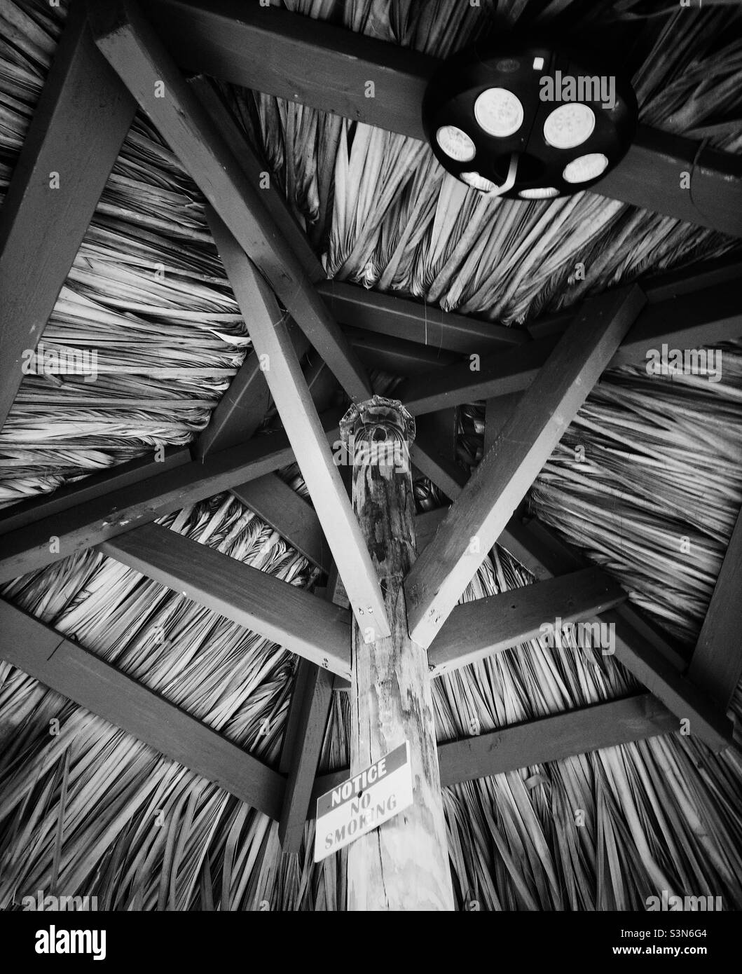 Si noti che non fumare in bianco e nero Foto Stock