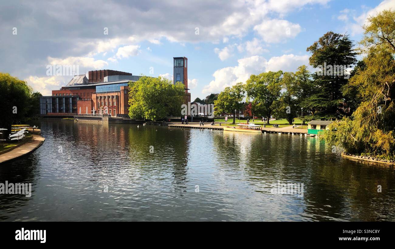 The Royal Shakespeare Theatre, Waterside, Stratford upon Avon. Foto Stock