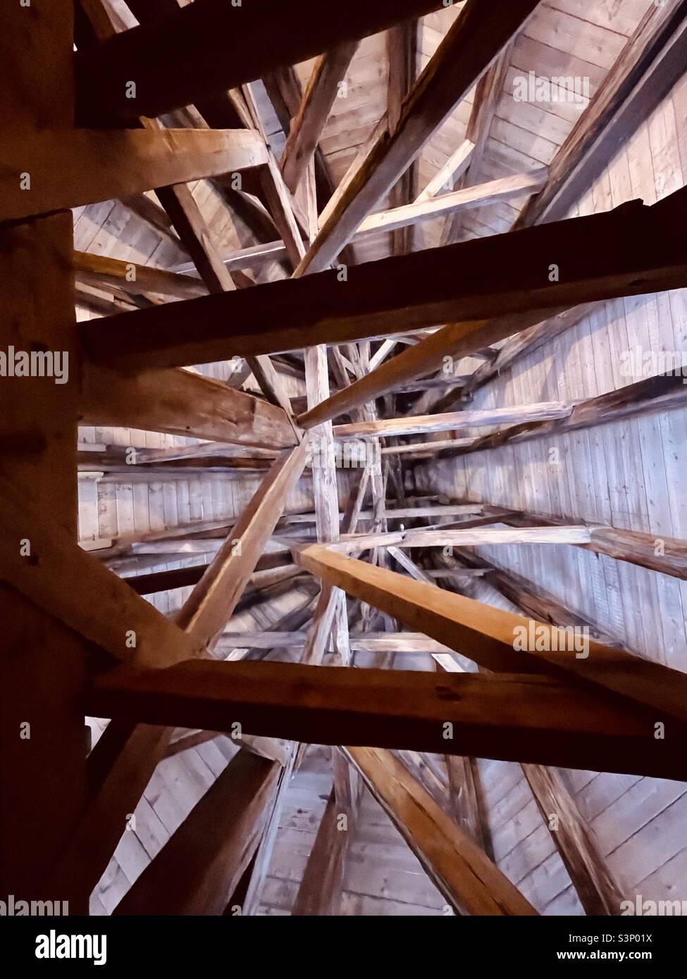 Travi della torre - Immagine stock catturata con smartphone