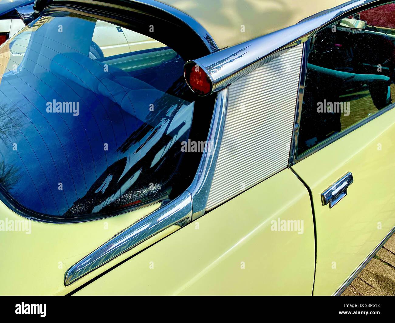 Citroen DS super - Immagine stock catturata con smartphone