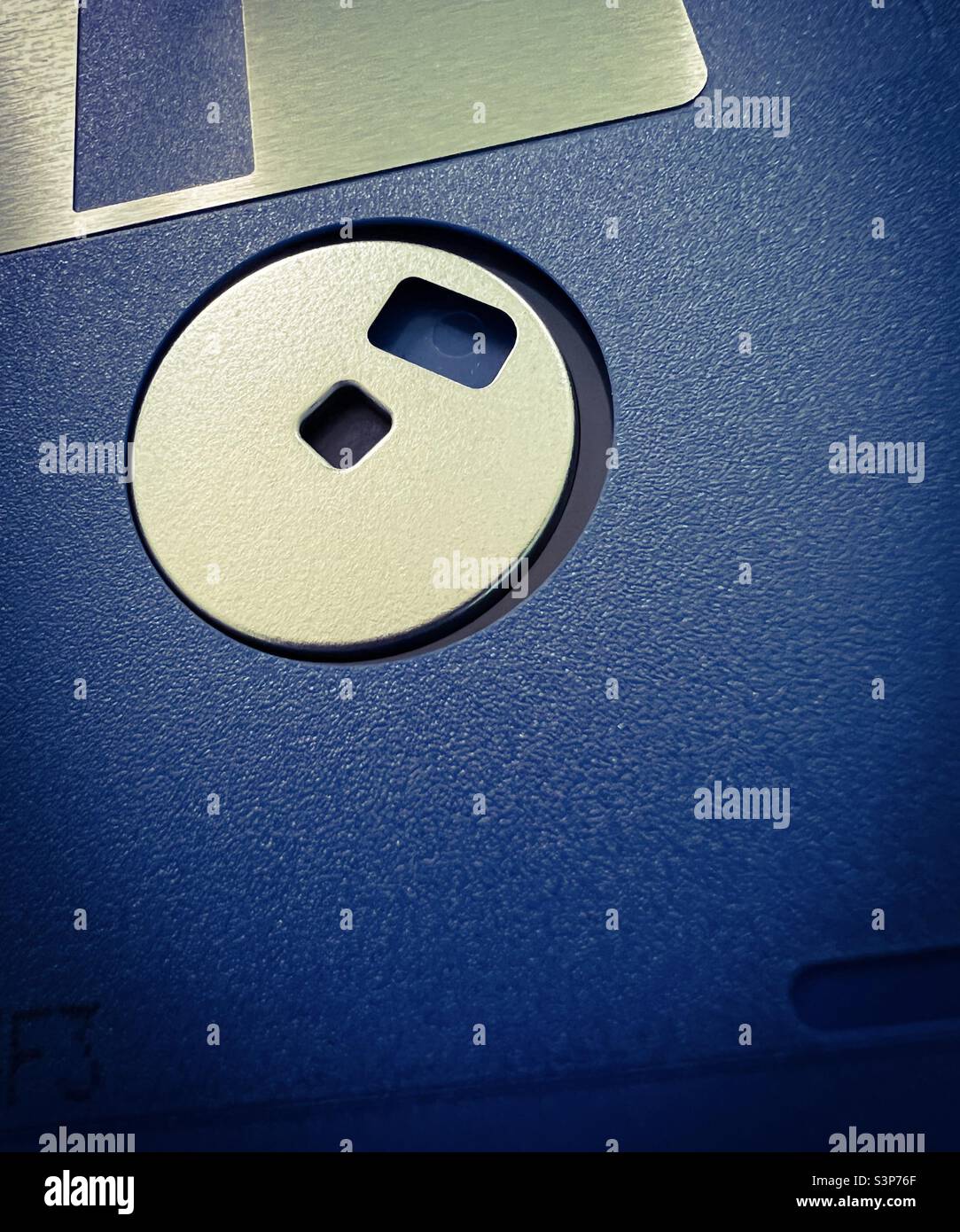 Trasferimento del disco floppy al computer portatile e al cloud Foto Stock