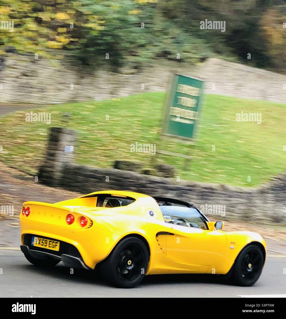 2009 Lotus Elise S Sport - Matlock Bath Derbyshire Regno Unito - Immagine stock catturata con smartphone